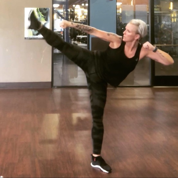 “Meet the Posher” - Picture 7 of 8